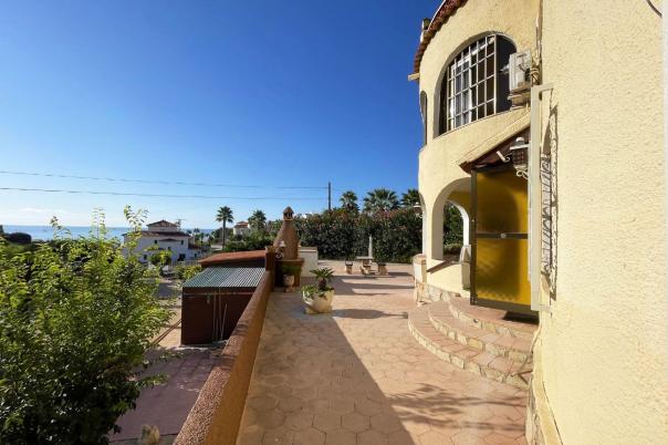 4 bed casa / chalet in Calpe / Calp