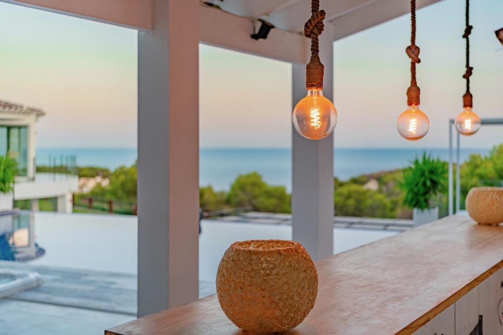 8 bed villas in Benissa