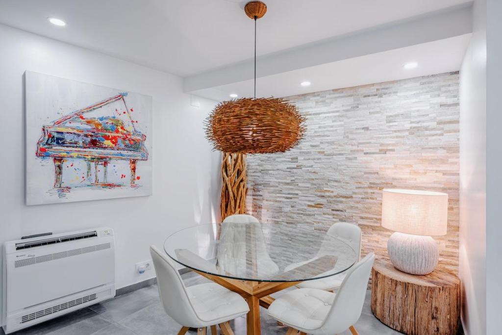 8 bed villas in Benissa