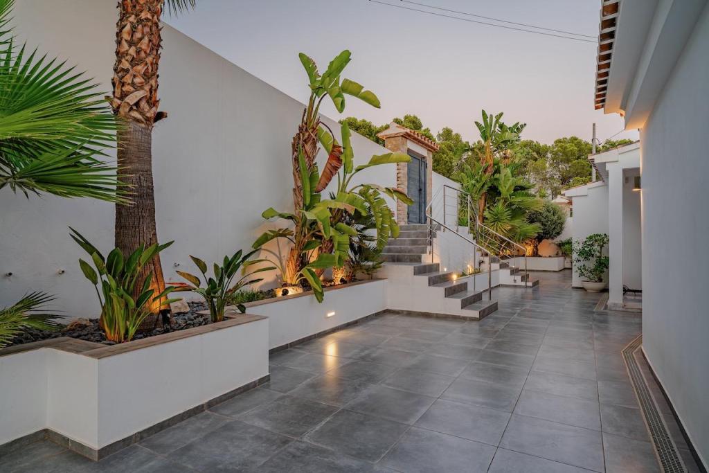 8 bed villas in Benissa