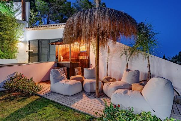 8 bed villas in Benissa