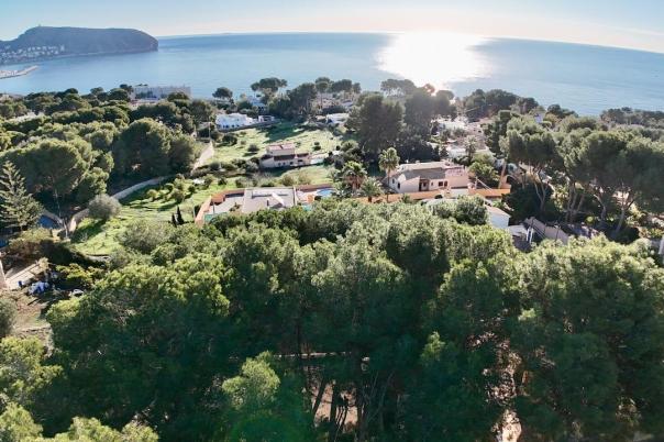 plots of land in Moraira