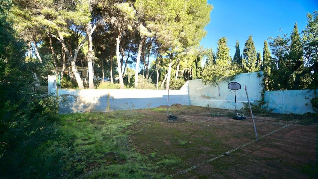 plots of land in Moraira