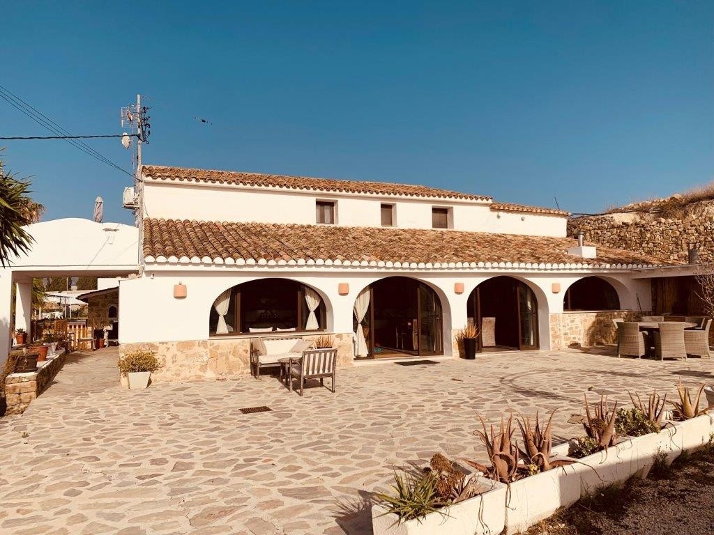 7 bed finca in Benissa