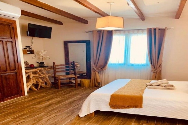 7 bed finca in Benissa