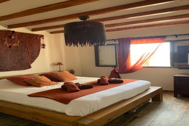 7 bed finca in Benissa