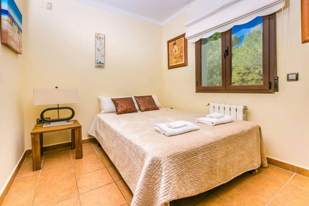 5 bed finca in Teulada