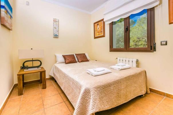 5 bed finca in Teulada