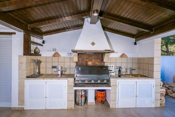 5 bed finca in Teulada