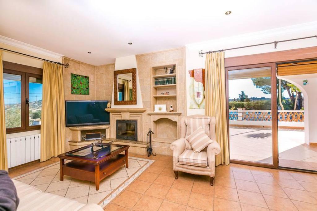 5 bed finca in Teulada