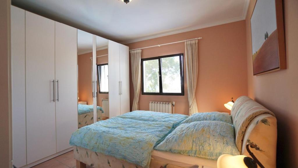 4 bed villas in Moraira