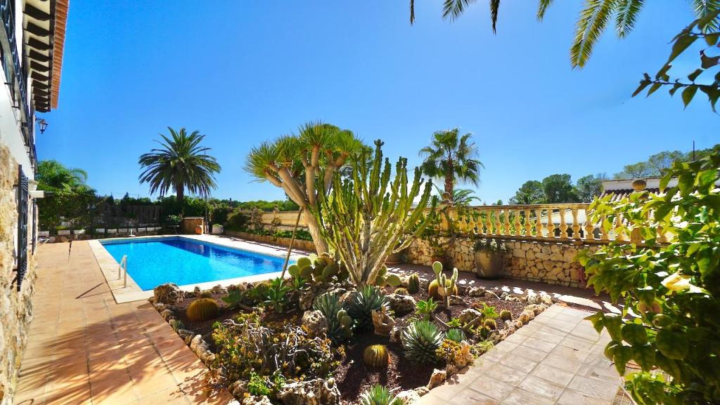 4 bed villas in Moraira
