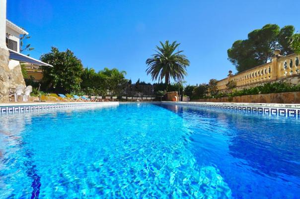 4 bed villas in Moraira