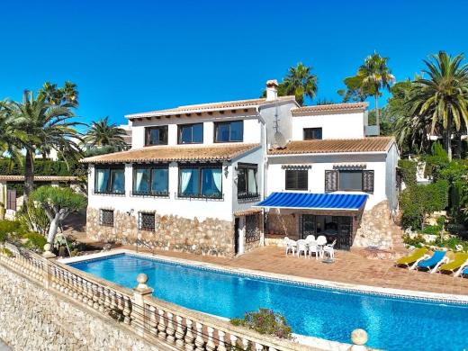 4 bed villas in Moraira