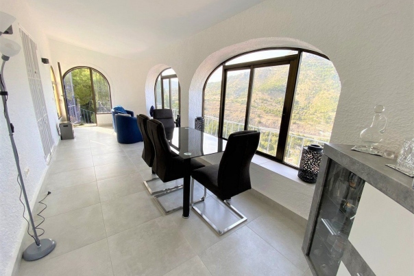 4 bed casa / chalet in Calpe / Calp