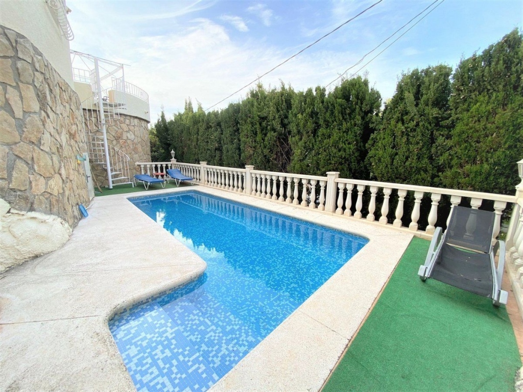 4 bed casa / chalet in Calpe / Calp