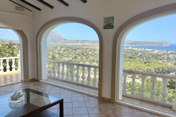 5 bed villas in Javea