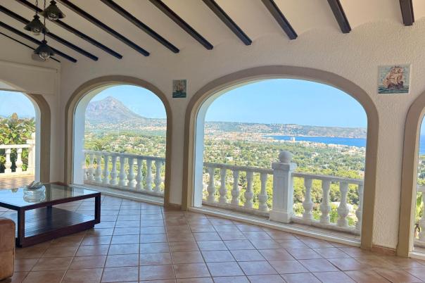 5 bed villas in Javea