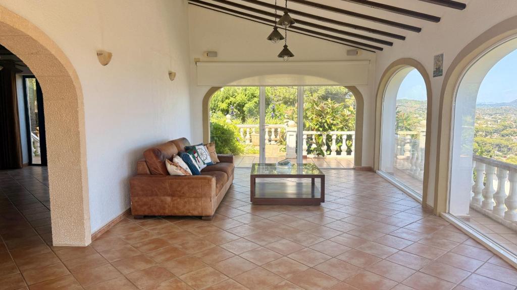 5 bed villas in Javea