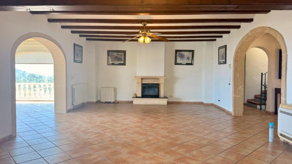 5 bed villas in Javea