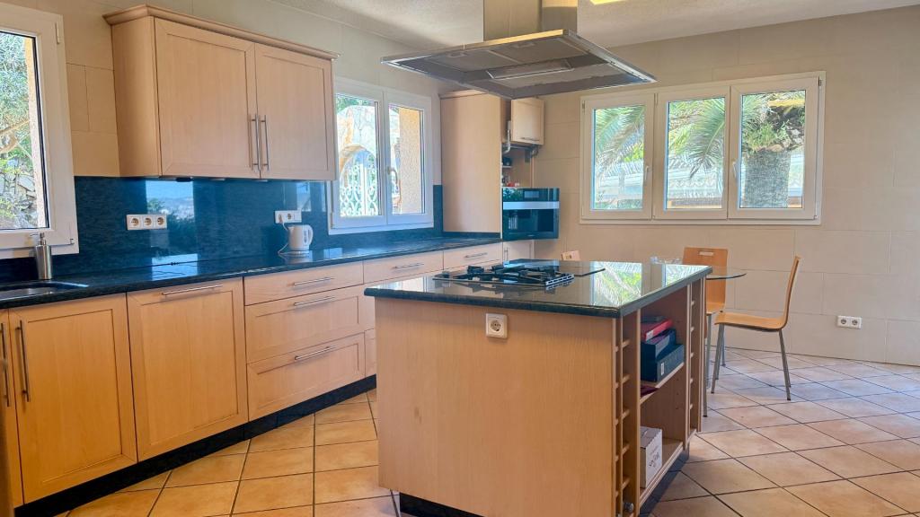 5 bed villas in Javea