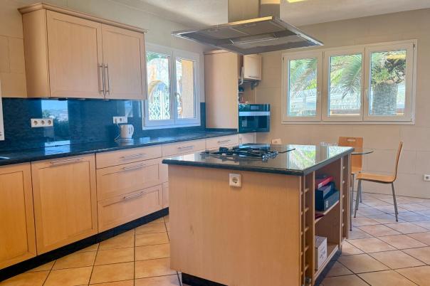 5 bed villas in Javea