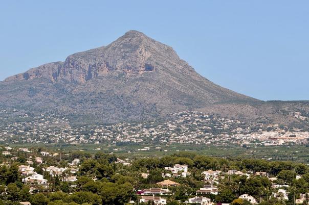 5 bed villas in Javea