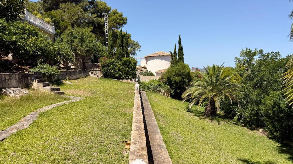 5 bed villas in Javea