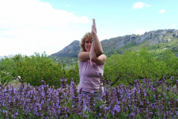 Yoga Classes in Calpe & Moraira: Nicole Stone's Classes & Private Sessions