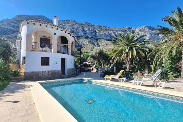 3 bed villa in Dénia