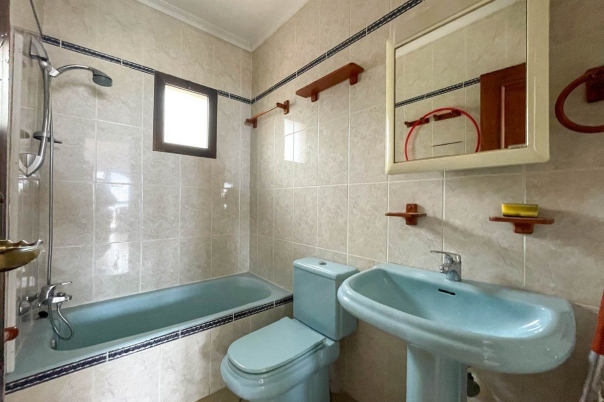 5 bed casa / chalet in Calpe / Calp