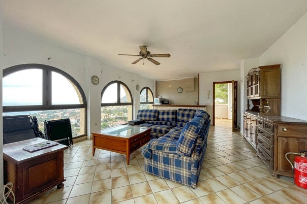 5 bed casa / chalet in Calpe / Calp