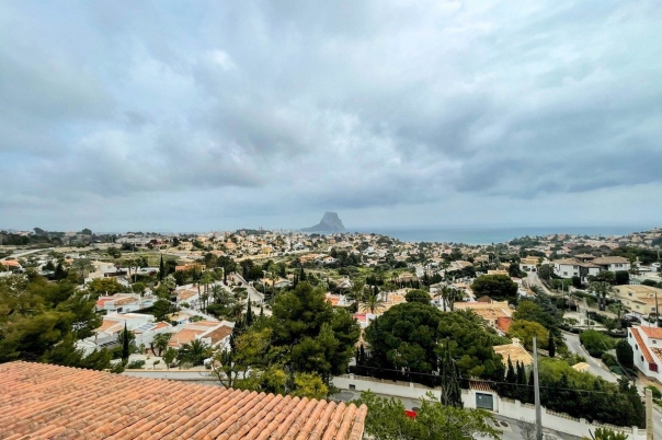 5 bed casa / chalet in Calpe / Calp