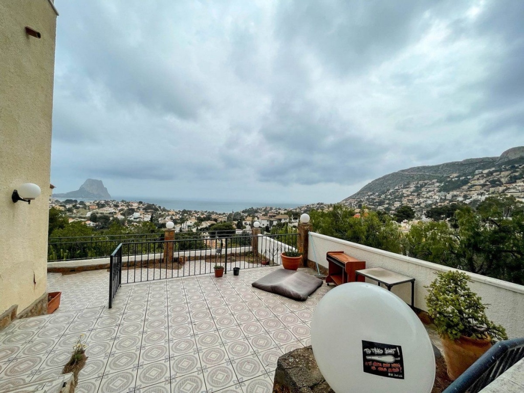5 bed casa / chalet in Calpe / Calp