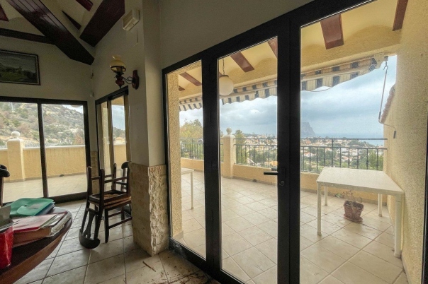 5 bed casa / chalet in Calpe / Calp