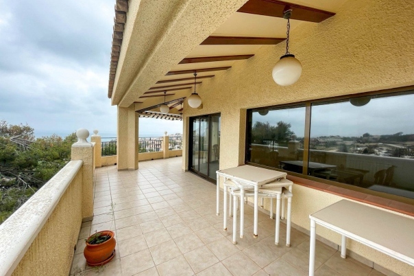 5 bed casa / chalet in Calpe / Calp