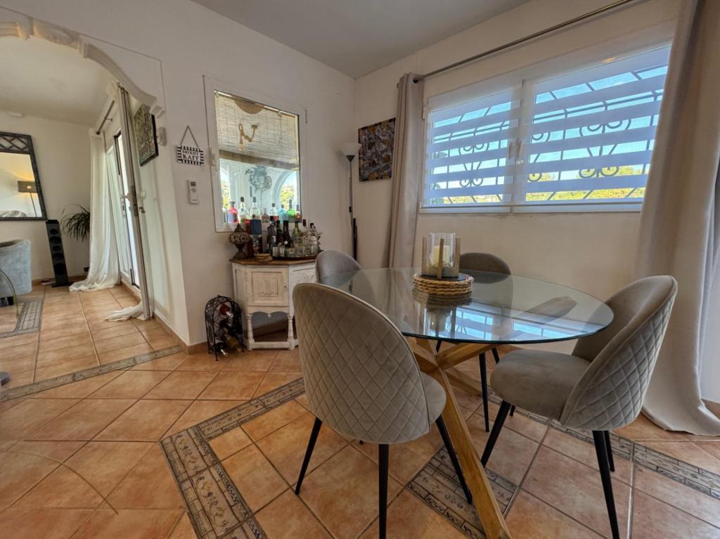 3 bed apartment in Benissa