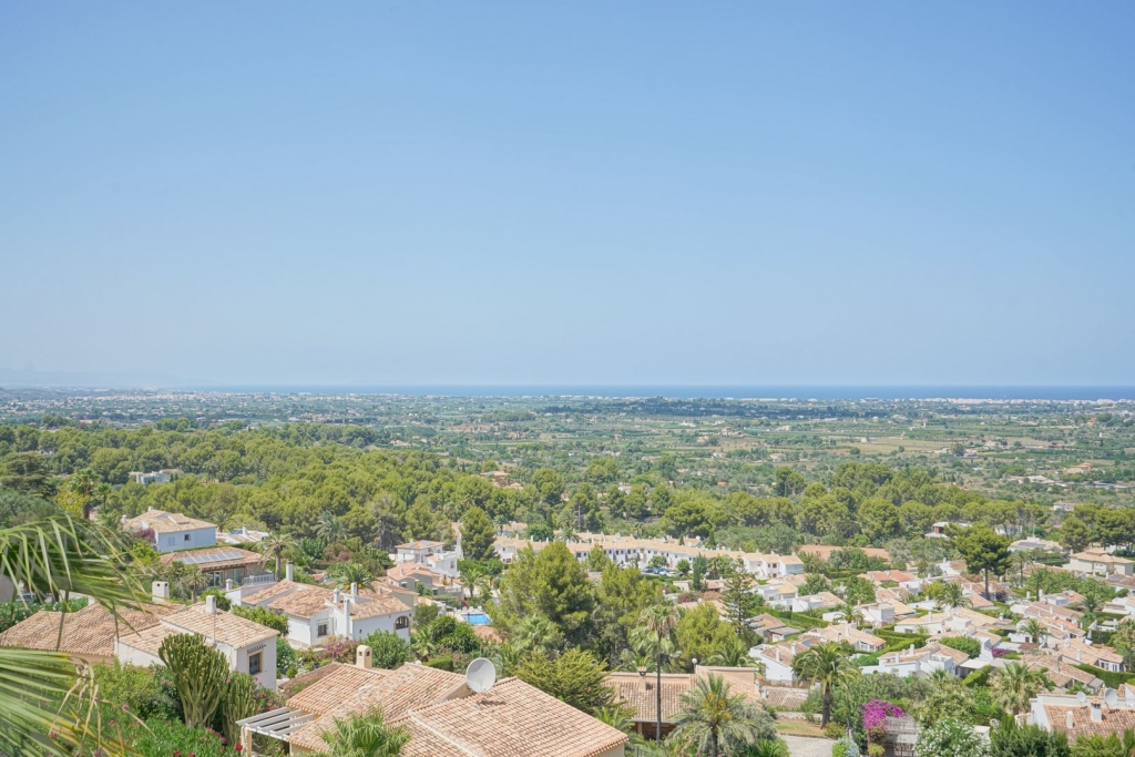 5 bed villa in Pedreguer
