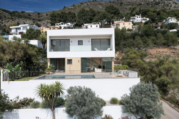 3 bed villa in Alcalalí