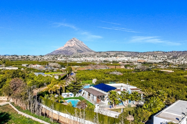 6 bed villa in Xàbia