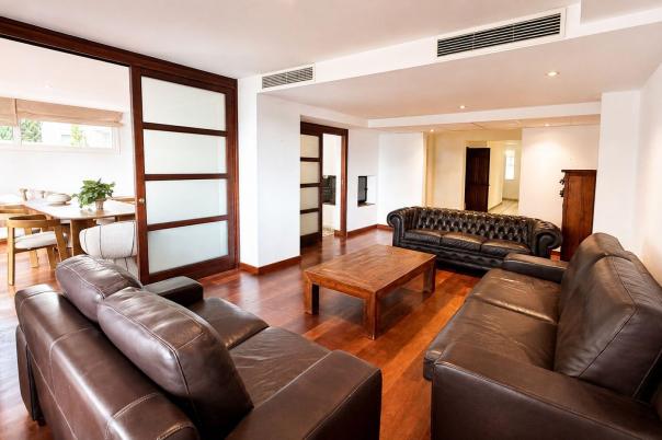 4 bed villas in Altea