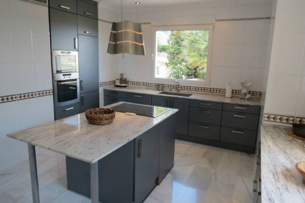 4 bed casa / chalet in Calpe / Calp