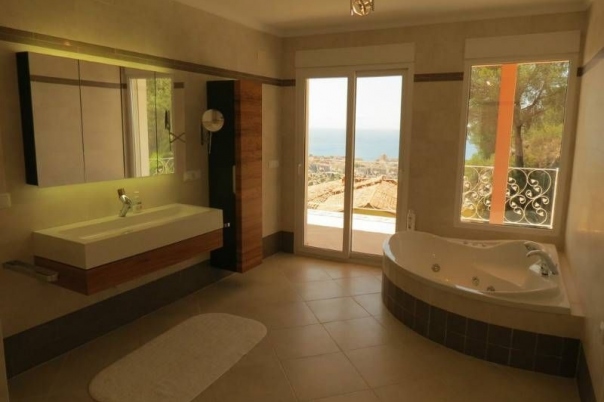 4 bed casa / chalet in Calpe / Calp