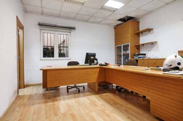 commercial premises in Calp
