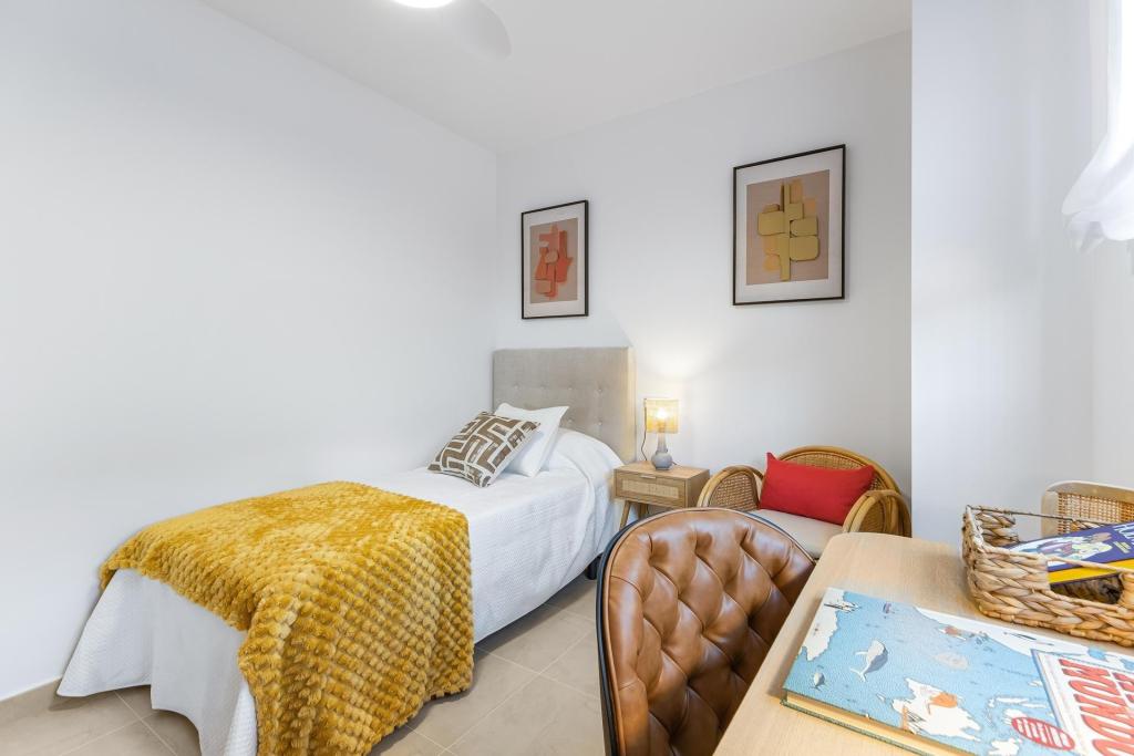 2 bed apartment in Orihuela Costa
