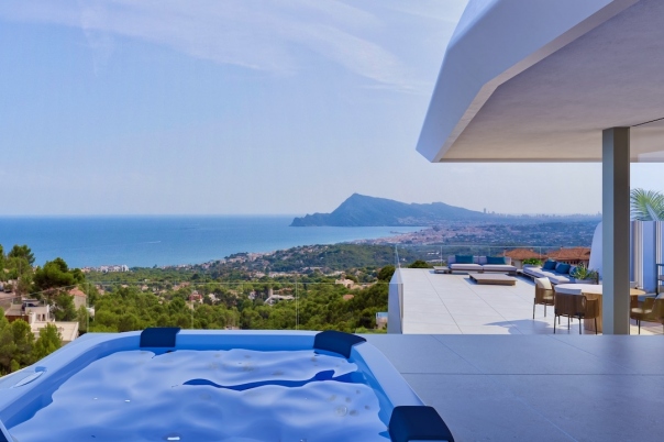 4 bed villas in Altea