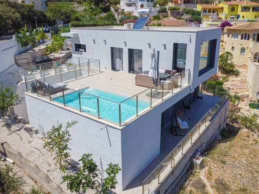 4 bed villa in Benitachell