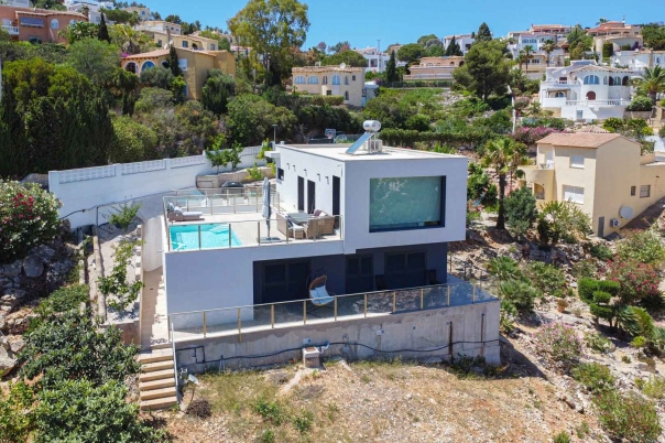 4 bed villa in Benitachell