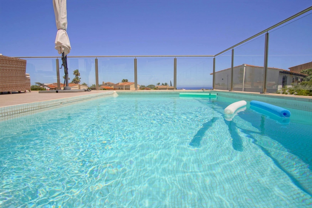 4 bed villa in Benitachell