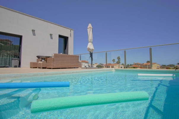 4 bed villa in Benitachell